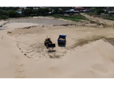 Terreno à venda com areeiro em funcionamento em Itá Enramada, Assunção 2