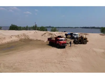 Terreno à venda com areeiro em funcionamento em Itá Enramada, Assunção 3