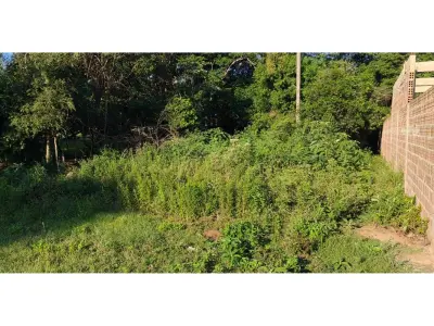 Terreno à venda com arroio em Patiño, Itauguá 3
