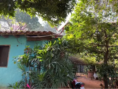 Terreno à venda com casa para reformar em María Auxiliadora 4
