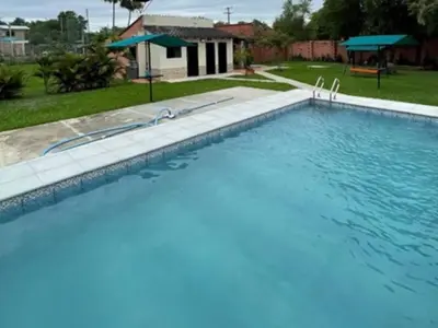 Land for sale with country house in Villa Hayes 3