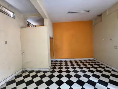 Terreno en venta con construcción en Ciudad Nueva, Asunción 4