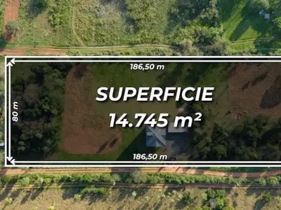 Terreno à venda com edifício de 4 andares em Caacupé 3