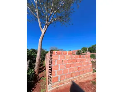 Terreno à venda com meia construção em Itá, Central 4