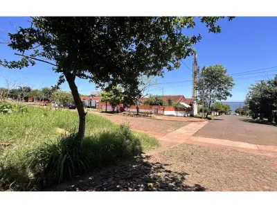 Terreno en venta con vista al río en San Isidro, Encarnación 2