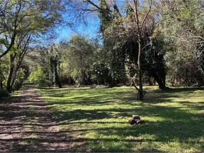 Terreno en venta de 10.000 m² en Encarnación, Itapúa 2