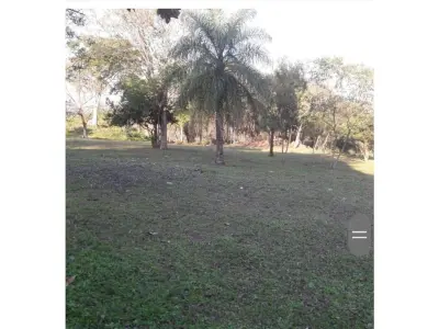 Terreno à venda de 12.801 m² em Luque, Tarumandy 4