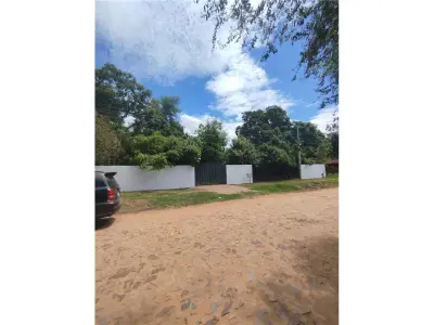 Terreno en venta de 1.600 m² en Mariano Roque Alonso 2