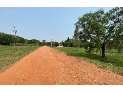 Terreno à venda em Mbokajaty, Ypacaraí, com vista para o lago 3