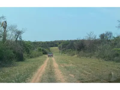 Terreno à venda em Mbokajaty, Ypacaraí, com vista para o lago 4