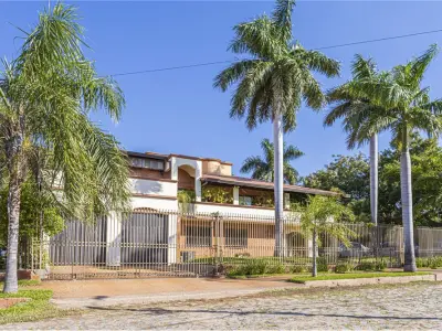 Terreno en venta de 2.580 m² en doble esquina, Ykua Satí 2