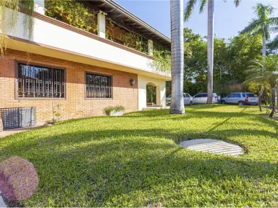 Terreno en venta de 2.580 m² en doble esquina, Ykua Satí 4