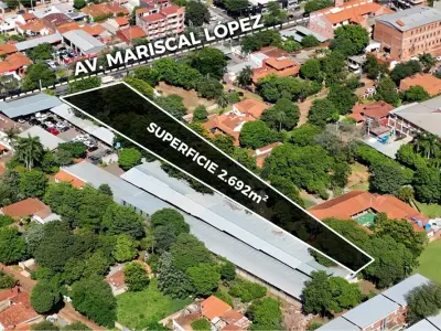 Land for sale on Avda. Mcal. López, Laguna Grande 4