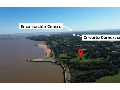 Terreno à venda de 29.596 m² de frente para a orla em Encarnación 4