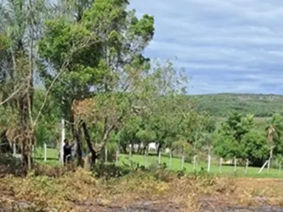 Terreno à venda de 360 m² em Piribebuy, Cordillera 3