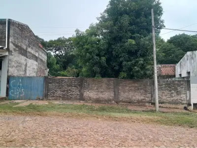 Terreno à venda de 360 m² em Reducto, San Lorenzo 2