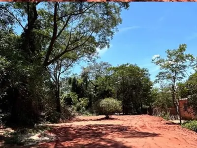 Terreno à venda de 448 m² em Limpio, Central 4