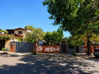 Terreno à venda de 702 m² no Barrio Jara, Assunção 2