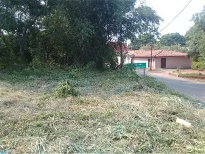 Terreno à venda de 734 m² em Itauguá, Central 2