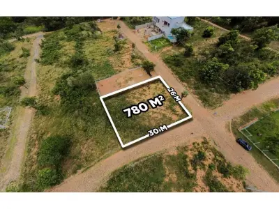 Land for sale, 780 m² corner lot in Ciervo Cuá, San Bernardino 3