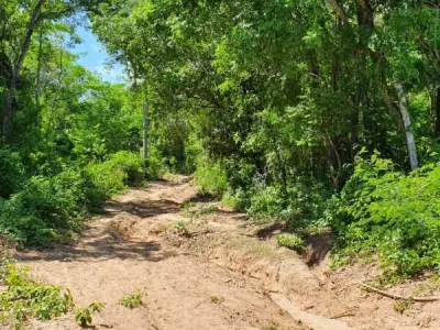Terreno en venta en Altos, Cordillera — 360 m² 3