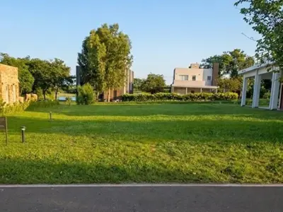 Land for sale in Aqua Village, Altos 2