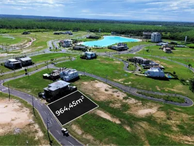 Land for sale in Aquaterra, Luque 3