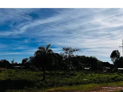 Terreno à venda em Arroyos y Esteros, Cordillera 4