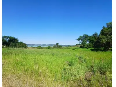 Land for sale in 8 de Diciembre neighborhood, Encarnación 2
