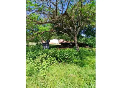 Terreno en venta en barrio 8 de Diciembre, Encarnación 2