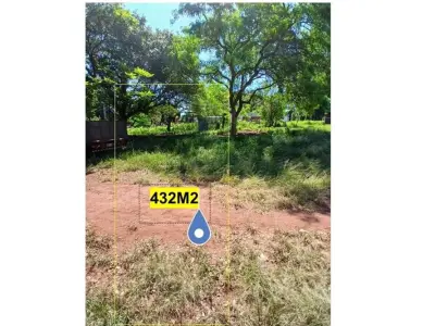 Terreno en venta en barrio 8 de Diciembre, Encarnación 4