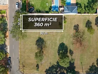 Terreno à venda em condomínio fechado Arapoty 4