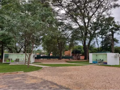 Terreno à venda em condomínio fechado Floresta, Villa Elisa 4