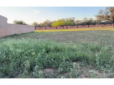 Terreno en venta en barrio cerrado Paraíso, Filadelfia 4