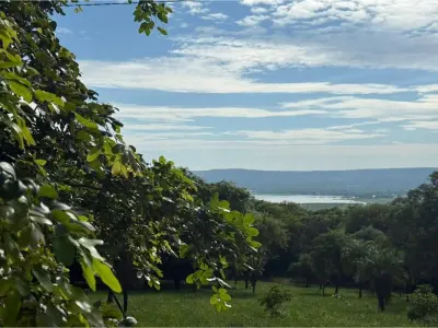 Terreno à venda em condomínio Parque Alto, Ypacaraí 2