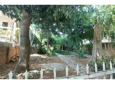 Terreno en venta en Barrio Herrera, Asunción 4