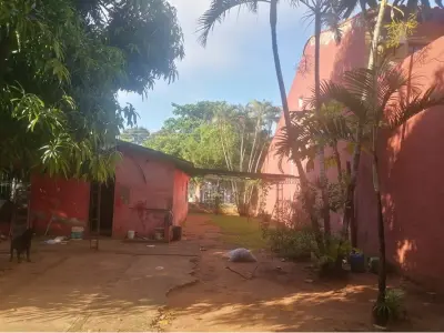 Terreno à venda no bairro La Amistad, Luque 4