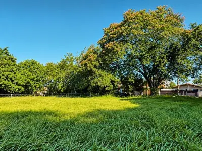 Terreno à venda no bairro Mburucuyá, Assunção 2