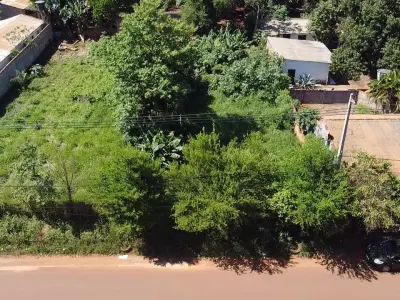 Terreno à venda no bairro McAl. López, Hernandarias 3
