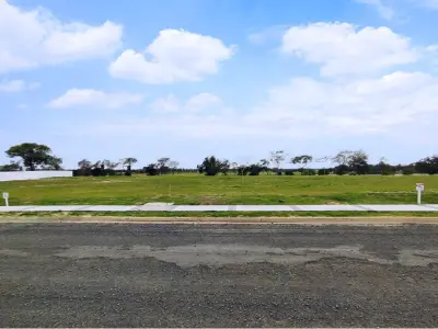 Terreno en venta en Barrio Norte, Villa Hayes 3