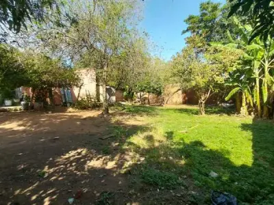 Land for Sale in San Carlos Neighborhood, Ñemby 2