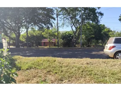 Terreno à venda em Caazapá, 1.080 m² 4