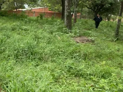Terreno à venda em Cañada Garay, Luque 2