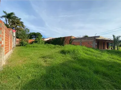 Terreno à venda em Cañada Garay, Luque 4