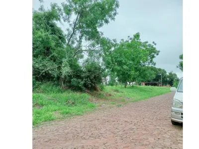 Terreno en venta en Cañada Garay, Luque 3