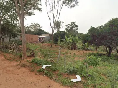 Terreno en venta en Cañadita, Ñemby 3