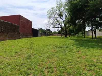 Terreno à venda em Capiatá, bairro Roberto L. Pettit 4