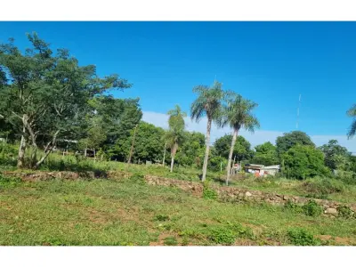 Terreno à venda em Colonia Thompson, Ypané 3