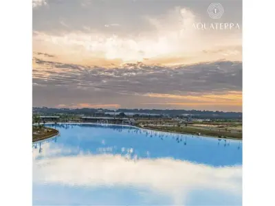 Terreno en venta en condominio Aquaterra, Luque 3