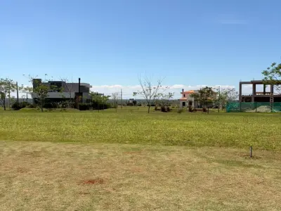 Terreno en venta en Condominio Costa del Lago, Hernandarias 2